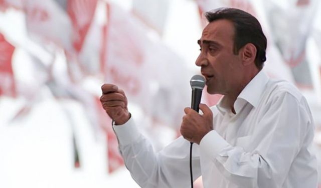 Ünlü Oyuncu Berhan Şimşek, CHP Genel Başkanlığına aday oldu