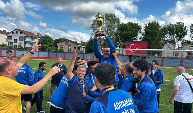 ‘Adıyaman Belediyespor İşitme Engelliler Takımı’ Türkiye üçüncüsü oldu 
