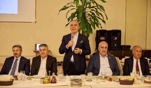 Adıyamanlılar Vakfı’ndan Ankara çıkarması: İstişare toplantısı ve protokol ziyaretleriyle güçlü mesaj