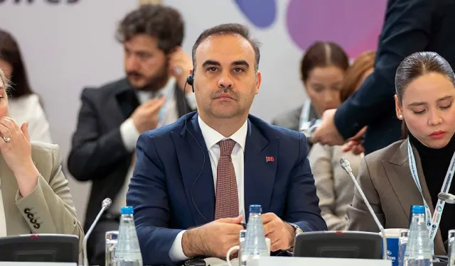 Bakan Kacır: Türkiye, bölgesel kalkınma ile küresel zorlukların üstesinden gelecek