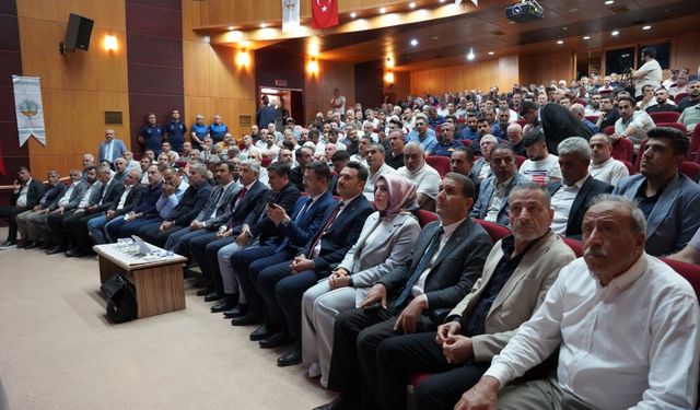 Kahta Belediyesi’nden eski çarşı için kentsel dönüşüm bilgilendirme toplantısı