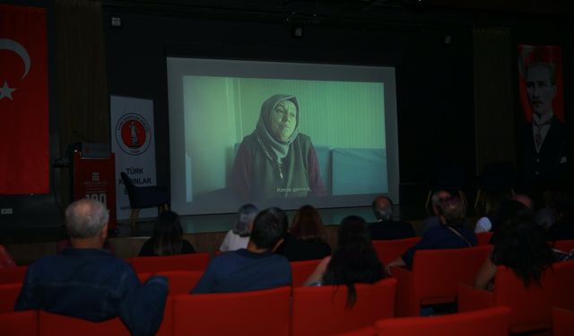“Karanlıktan Sonra” belgeseli Kayseri’de: 6 Şubat sonrası kadınların direncine ışık tuttu 