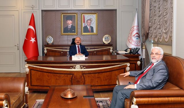 Vali Osman Varol, AK Parti İl Başkanı Faruk Bülent Kablan’ı kabul etti 