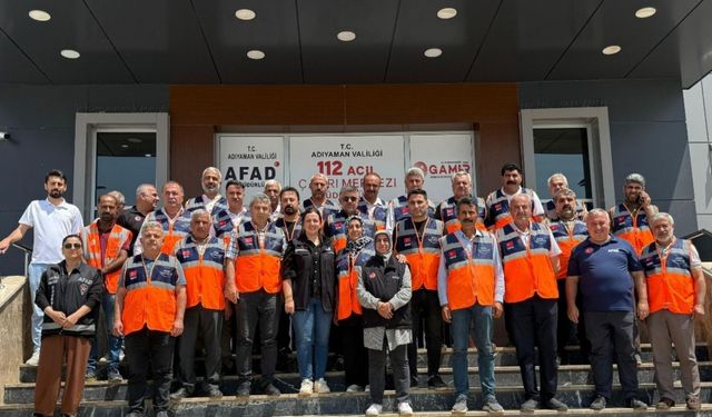 Adıyaman’da muhtarlar, ‘Destek AFAD Gönüllüsü’ oluyor 