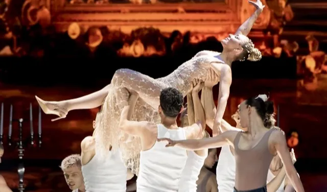 Ziynet Sali'den muhteşem 25. yıl konseri