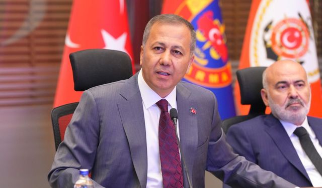 İstanbul’da uyuşturucu operasyonu: 847 bin 600 uyuşturucu hap ele geçirildi, 2 kişi tutuklandı    - Videolu Haber