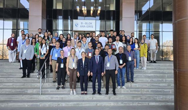 Adıyaman Üniversitesi’nde, ‘TÜBİTAK 2209’ öğrenci projeleri sergilendi