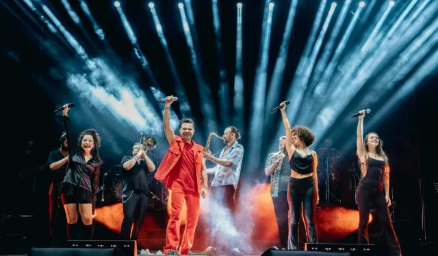 Kenan Doğulu ile Vadi Açıkhava sahnesinde yaza veda