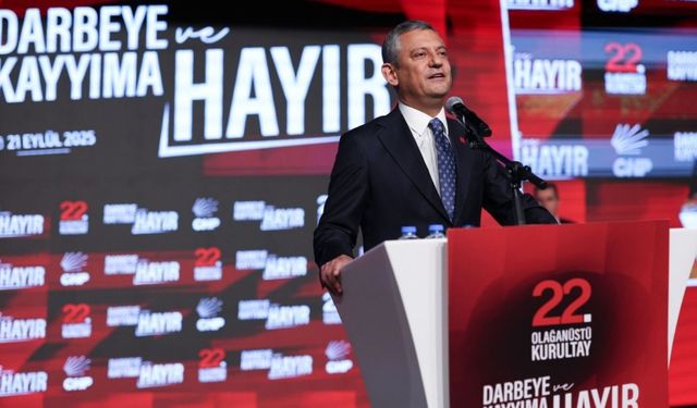 CHP'nin 22. Olağanüstü Kurultayı tamamlandı: Özgür Özel, yeniden genel başkan seçildi 