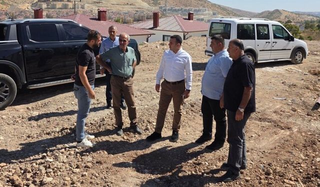 Gölbaşı Kaymakamı Kadir Algın, Çöplü Köyü’nde incelemelerde bulundu