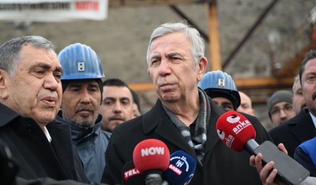 Mansur Yavaş'tan ABB operasyonuna ilişkin açıklama: ‘Suçlamalar, siyasi bir boyuta taşınıyor’ 