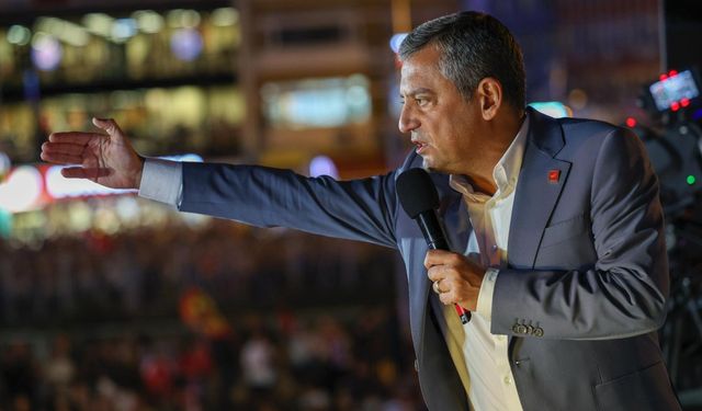 Özgür Özel: ‘Akıllarınca belediyeye çökmeye çalışıyorlar