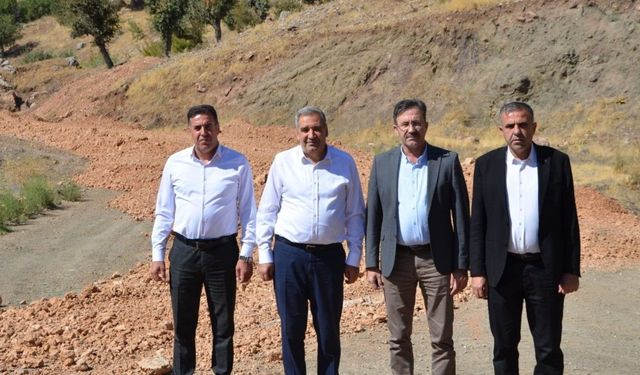 Sincik-İnlice-Çelikhan Grup Yolu çalışmaları devem ediyor