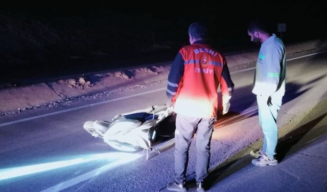 Besni'de deprem konutları yakınında kaza: Ekipler seferber oldu - Videolu Haber