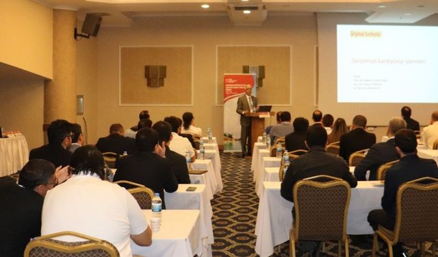 Harran Üniversitesi, kardiyoloji uzmanlarını ağırladı: Kalp sağlığı için bilimsel eğitim - Videolu Haber