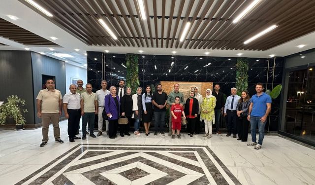 İl Milli Eğitim Müdürü Ali Tosun, öğretmenlerle bir araya geldi