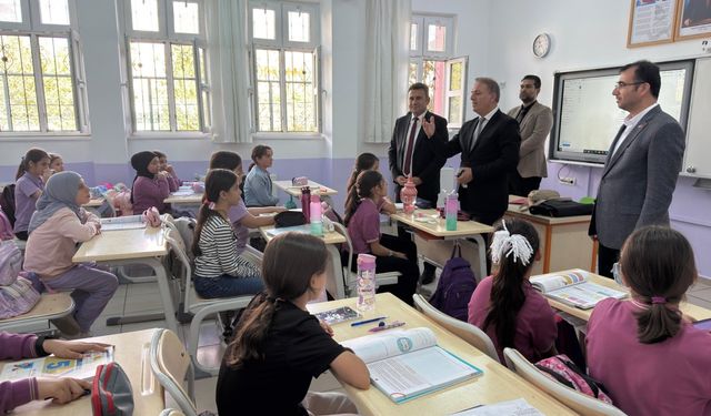 İl Millî Eğitim Müdürü Tosun, Kahta'da Eğitim Çalışmalarını İnceledi