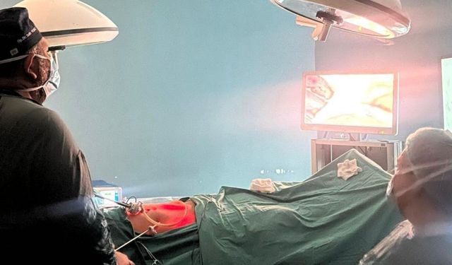 Kahta Devlet Hastanesi'nde bir ilk: Kapalı fıtık ameliyatı başarıyla gerçekleştirildi