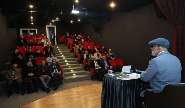 Yazar Turan Kışlakçı Sakaryalılara Gazze'yi anlattı: 'Vatan bir gözyaşıdır'