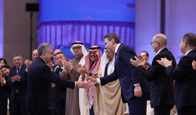 Bakan Bayraktar'dan enerji dönüşümü ve yatırım mesajı