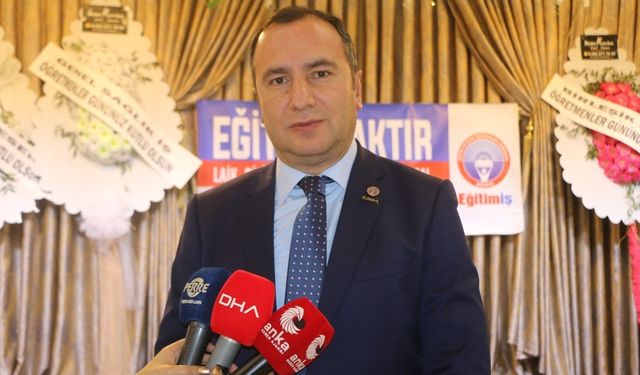 Eğitim İş Genel Başkanı Kadem Özbay: 'Adıyaman hâlâ toz, asbest ve travma altında; eğitim öğretmenin fedakârlığına bırakıldı' - Videolu Haber