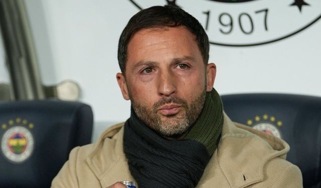 Fenerbahçe'de Tedesco maaşı sosyal medyada gündem oldu