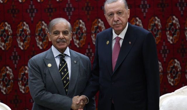 Pakistan Başbakanı, Türkiye ve arabulucu ülkelere teşekkür etti