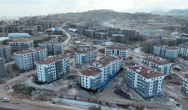 Son kura töreniyle Adıyaman'da 43 bin 366 konutun anahtar teslimi yapıldı