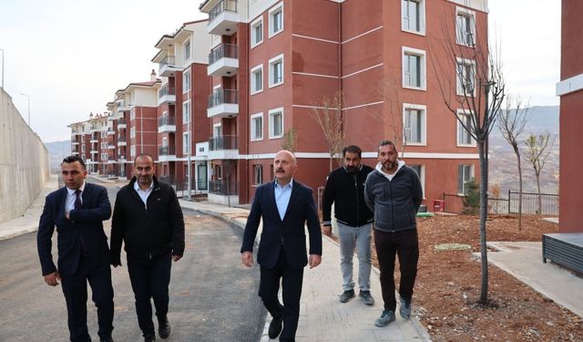 Vali Varol, Gölbaşı'nda Belediye Hizmetleri ve TOKİ Afet Konutları'nı inceledi
