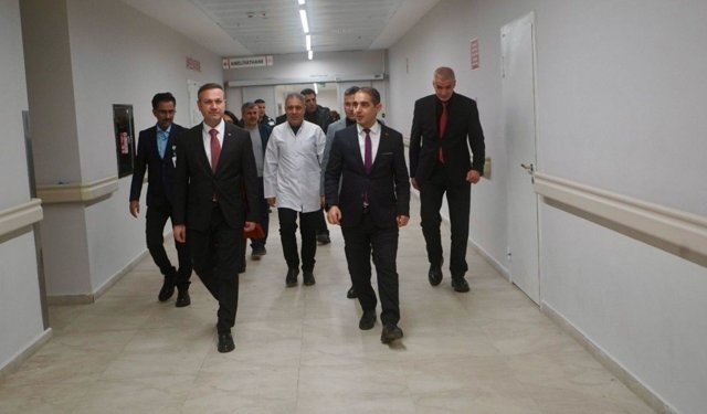 Adıyaman Eğitim ve Araştırma Hastanesi'ne 11 yataklı genel yoğun bakım ünitesi