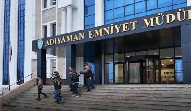 Adıyaman Kapcami Mahallesi'nde İşyerinden Hırsızlık: 3 Şüpheli Tutuklandı - Videolu Haber