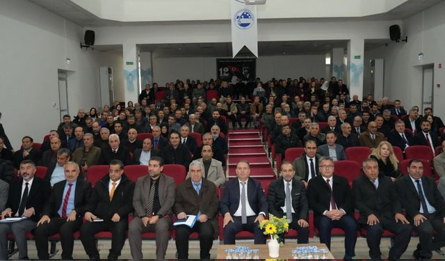 Adıyaman'da Dönem Sonu Okul Müdürleri Değerlendirme Toplantısı gerçekleştirildi