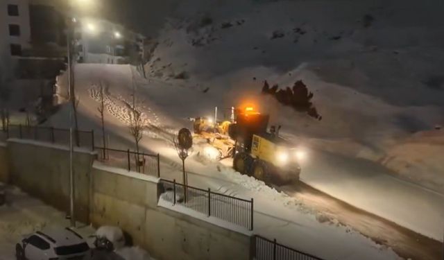 Adıyaman'da, İl Özel İdaresi ekipleri kırsal kesimlerde çalışmalarına devam ediyor - Videolu Haber