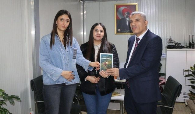 Adıyamanlı Yazar Hüseyin Bulut, 'Mucize Peşinde Eve Dönüş' kitabı için okurlarıyla buluşuyor - Videolu Haber