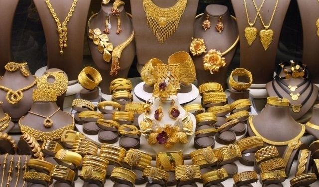 Altın satışında nakit dönemi sona eriyor: Kuyumcularda Tüm işlemler banka, kredi kartı veya IBAN ile yapılacak