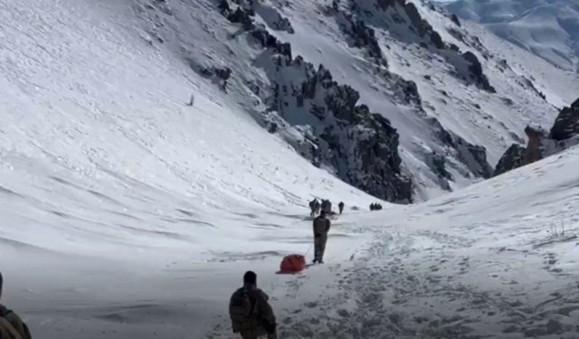 Bakan Ali Yerlikaya: 'Hakkari'de 348 kilogram uyuşturucu ele geçirildi' - Videolu Haber