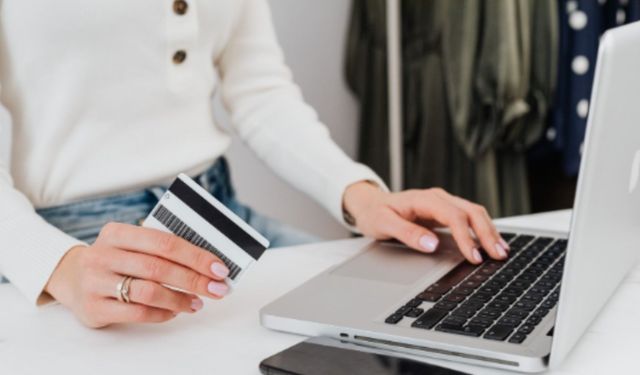 Kart ve mobil cihazlarla yapılan temassız ödemelerde şifresiz işlem limiti artırıldı