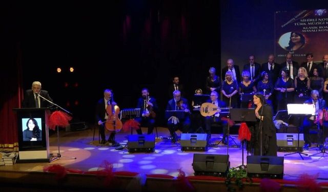 'Sihirli Notalar ile Geçmişe Yolculuk' Konseri Besnilileri İstanbul'da Buluşturdu