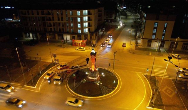 Başkan Tutdere'den 6 Şubat anması: Saat Kulesi sessiz yürüyüşe hazır