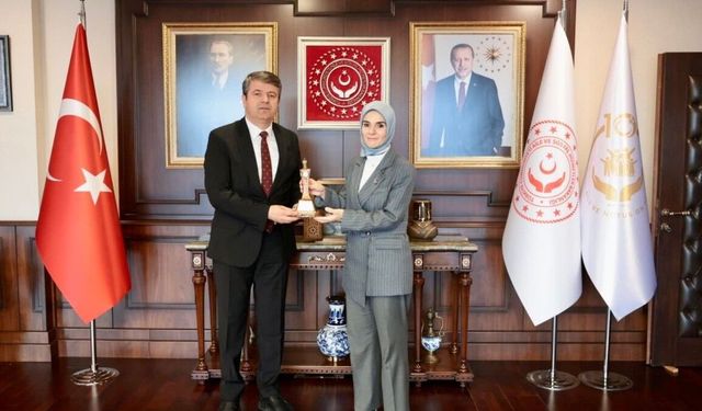 Başkan Tutdere'den Bakan Göktaş'a ziyaret: Deprem sonrası sosyal projeler görüşüldü