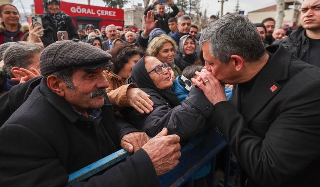 CHP Genel Başkanı Özgür Özel Gölbaşı'nda: 'Depremde siyaset ve parti ayrımı olmaz'