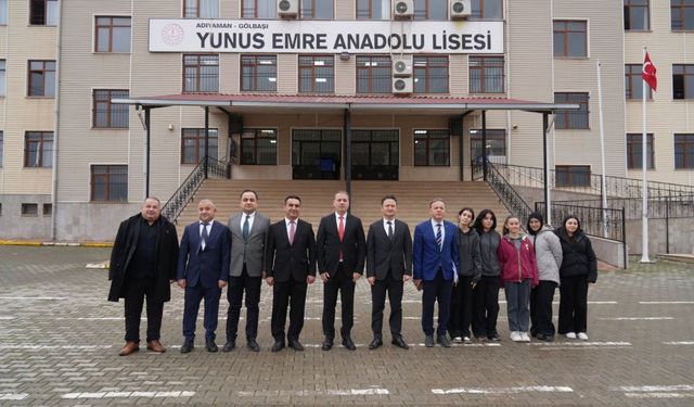 İl Millî Eğitim Müdürü Ali Tosun, Gölbaşı Yunus Emre Anadolu Lisesini Ziyaret Etti