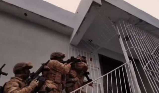 Jandarma Ankara ve Diyarbakır'da 32 şüpheliyi yakaladı