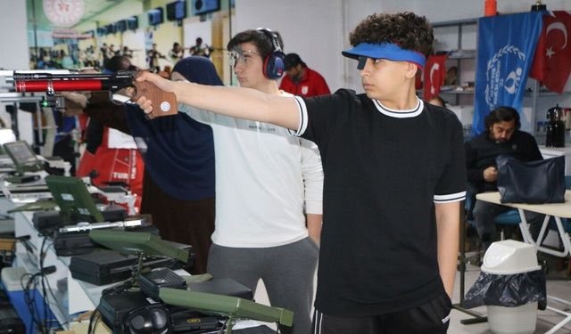 Mehmet Ali Kaya, deprem acısını Avrupa Şampiyonluğu ile taçlandırdı - Videolu Haber