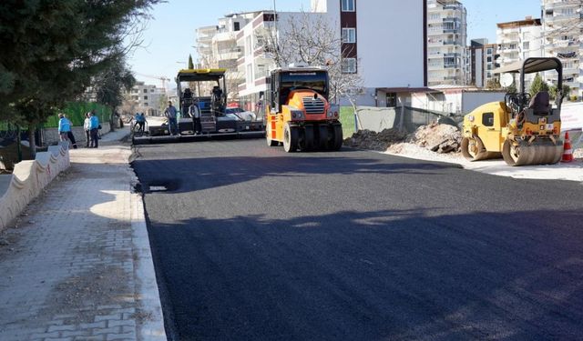 Yeni Mahalle'de asfalt seferberliği: Başkan Tutdere çalışmaları yerinde inceledi