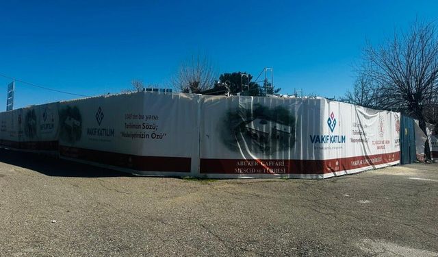 Abuzer Gaffari Mescidi ve Türbesi çevresinde bakımsızlık tepkisi