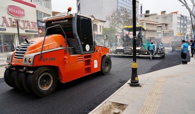 Adıyaman'da çarşı merkezinde asfalt çalışması başladı - Videolu Haber