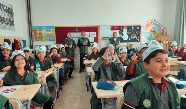 Adıyaman'da Ders Zilleri Yeşilay İçin Çaldı!