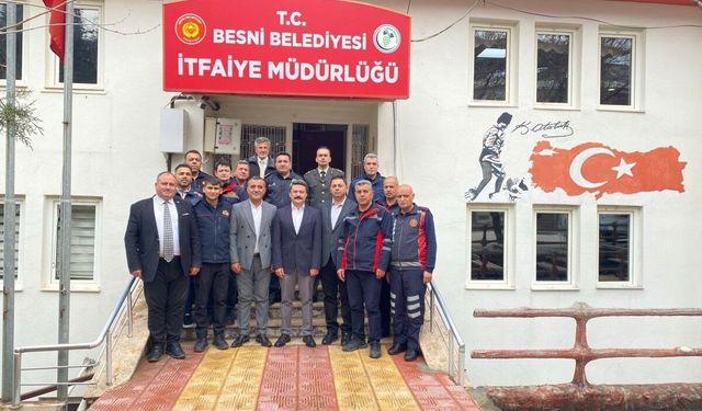 Besni Kaymakamı Şehit ailelerine bayram ziyareti gerçekleştirdi