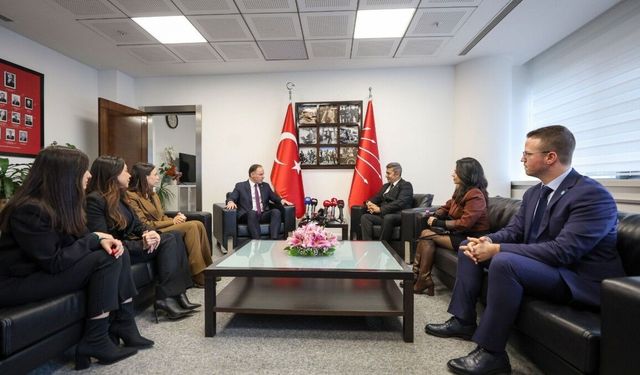 CHP'den siyasi partilere geleneksel bayram ziyareti